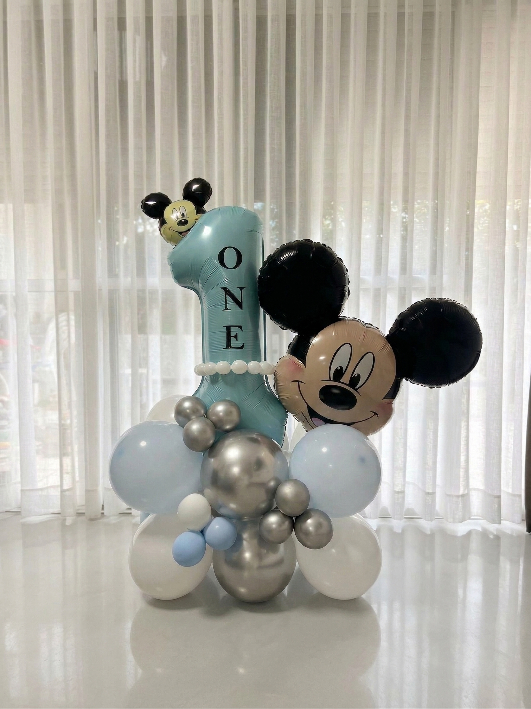 מעמד בלונים מעוצב